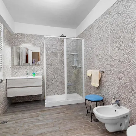 - Grazia Villa